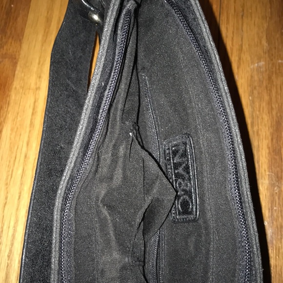 Black clutch - Picture 2 of 3